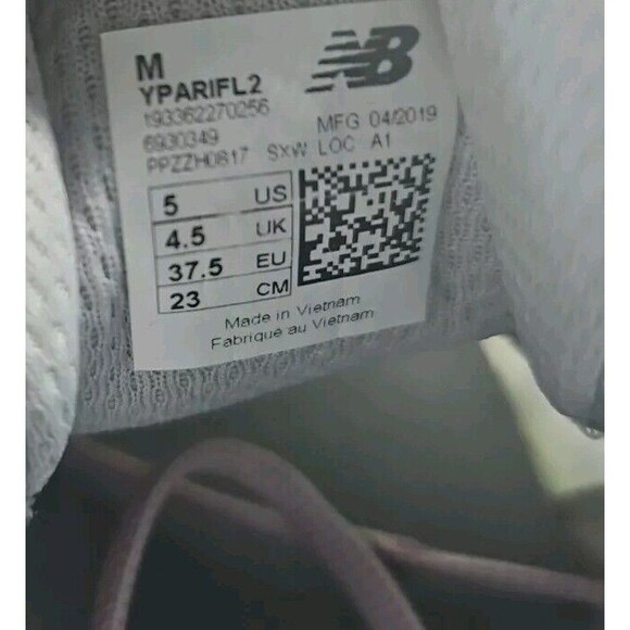 Womens Size 5 New Balance Fresh Foam Arishi  Running Shoes Gray Pink Neon Green - Picture 11 of 11